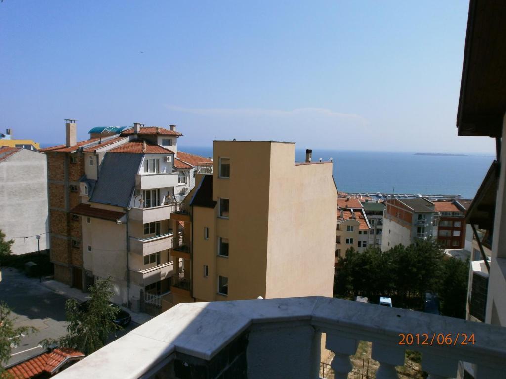 Arlanda Hotell Sveti Vlas Exteriör bild