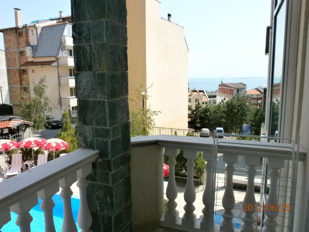 Arlanda Hotell Sveti Vlas Exteriör bild